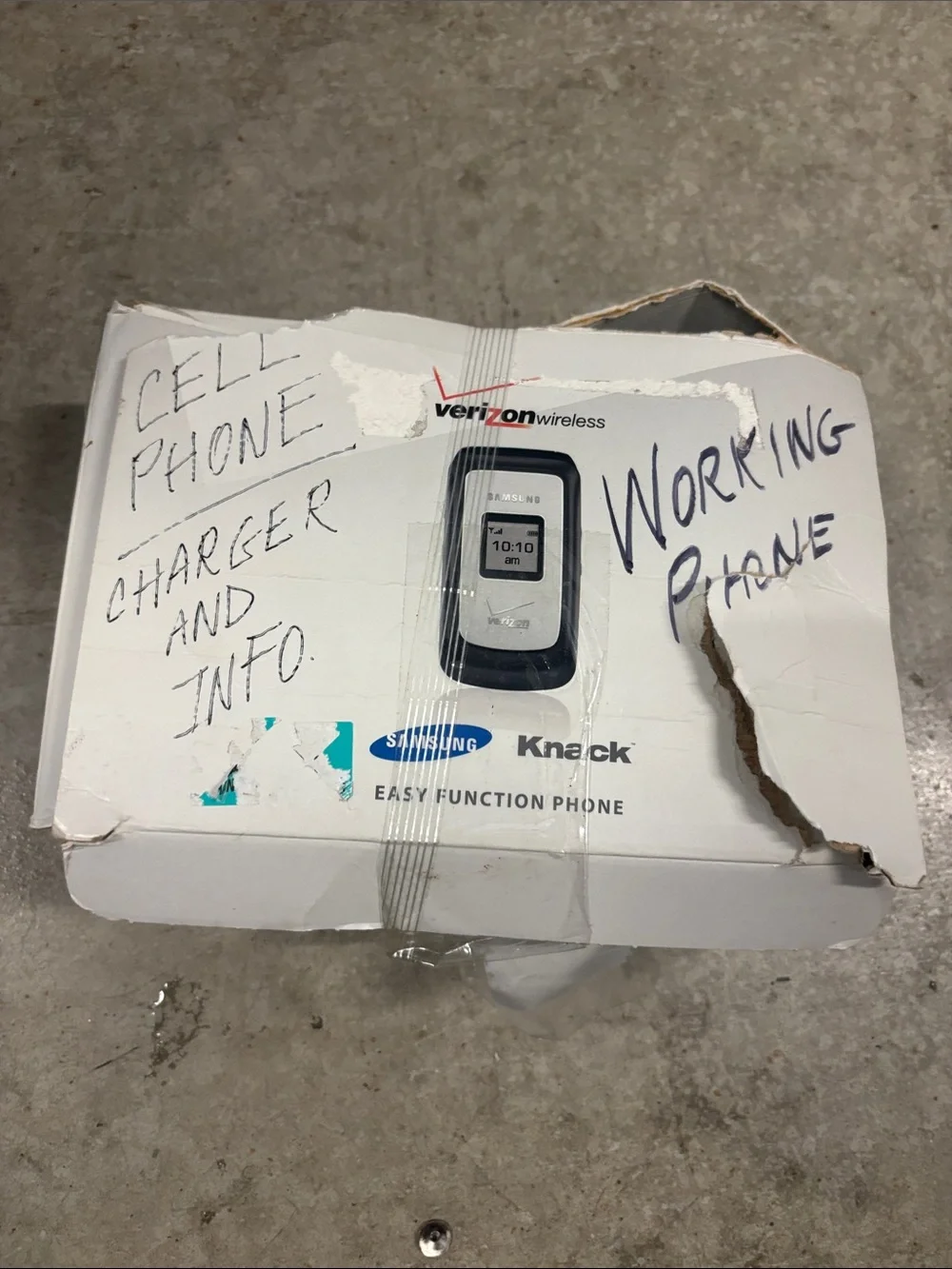 Samsung Knack Easy Function Phone - Black and White Packaging